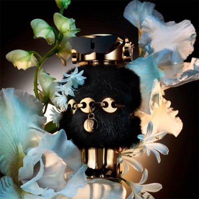 Fame The Couture Edition de Paco Rabanne, frasco-robot con vestido de pelo negro fame-the-couture-edition-eau-de-parfum-paco-rabanne-mujer